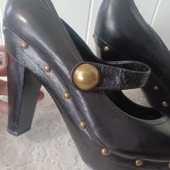 Coach Heels - Picture 2 of 11